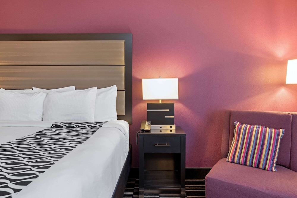 La Quinta Inn & Suites by Wyndham West Monroe 16/41