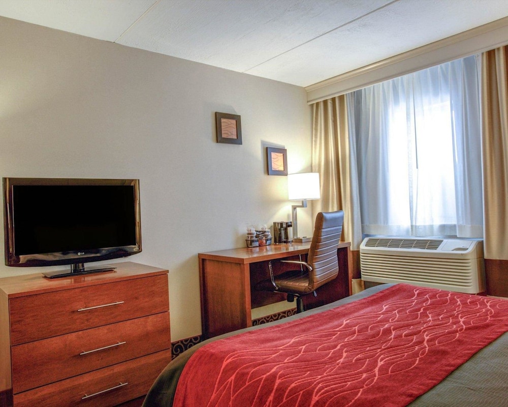 Comfort Inn, Bangor North ME 9/37