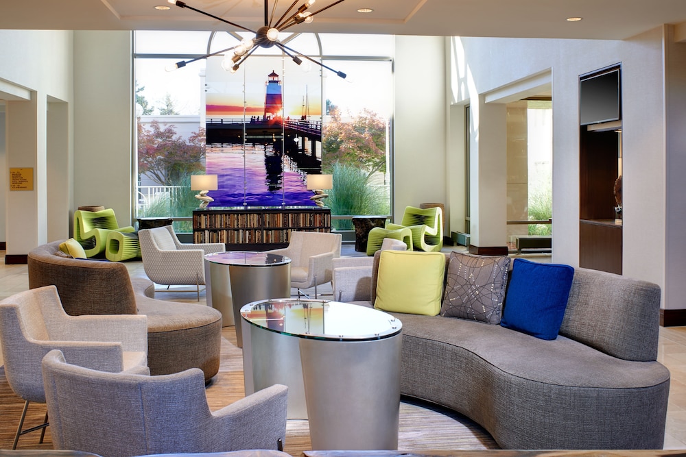 Detroit Metro Airport Marriott 26/47