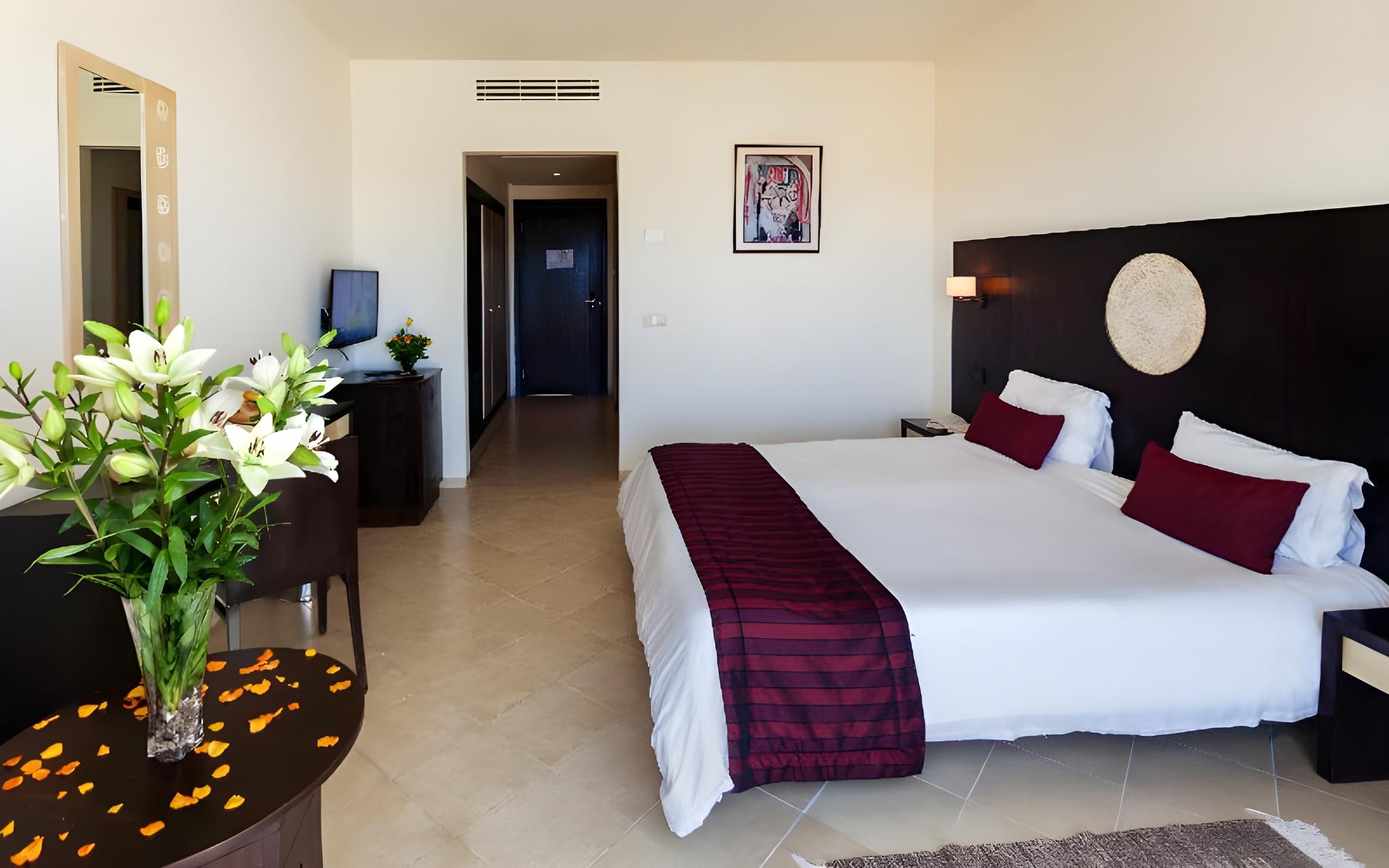 Superior, Queen Bed