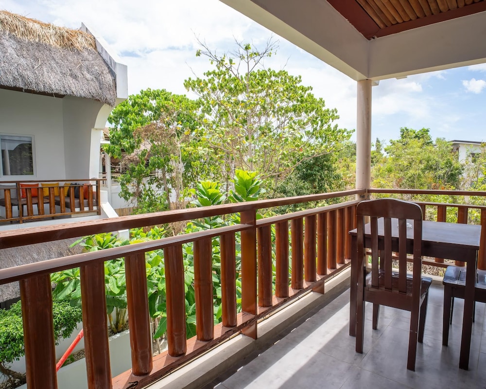 Amihan Resort 6/65