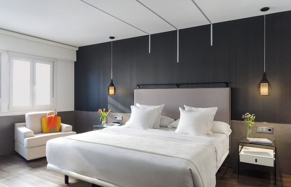 SUPERIOR, DOUBLE BED