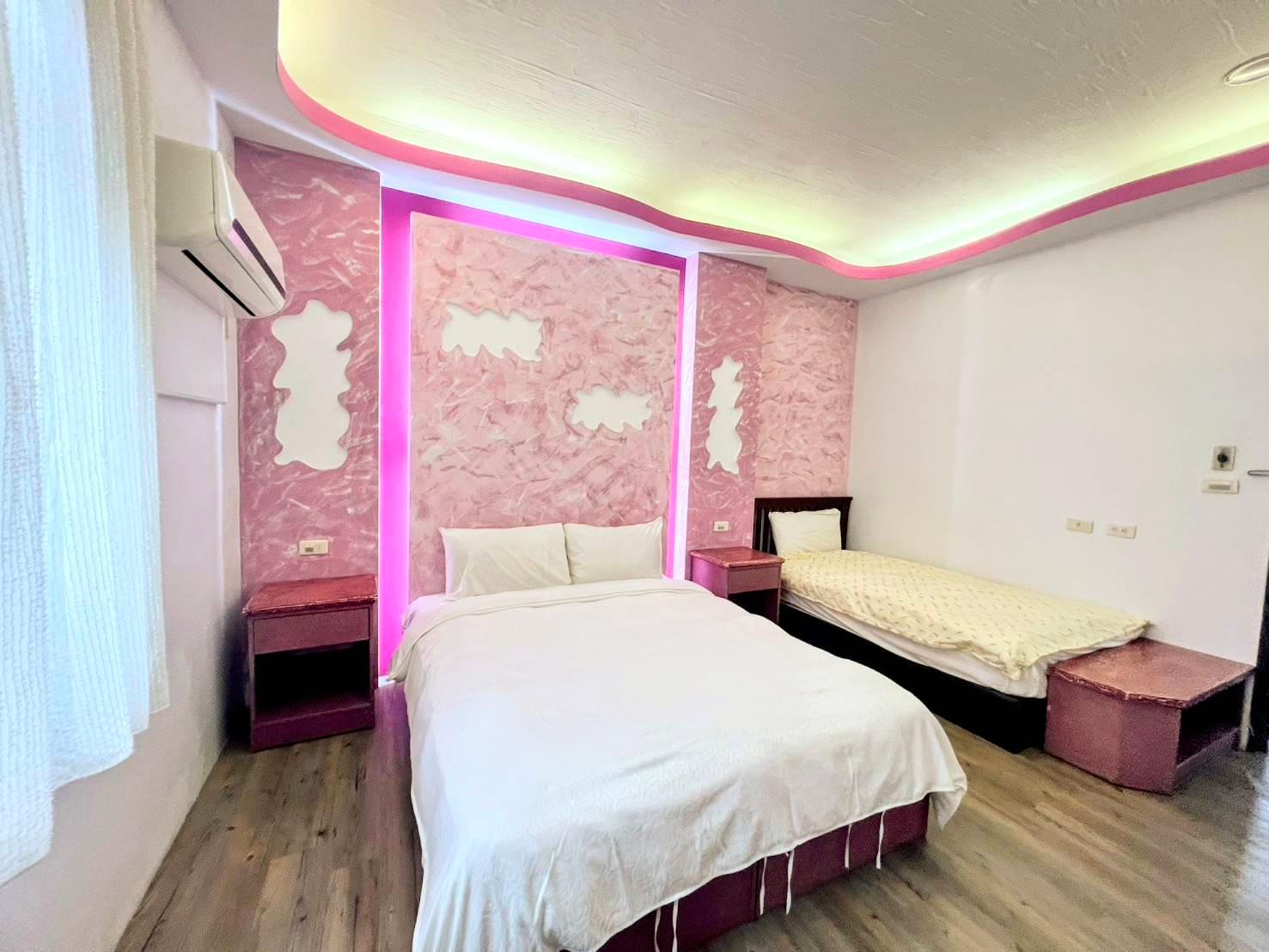 Country Kos Hostel 8/28