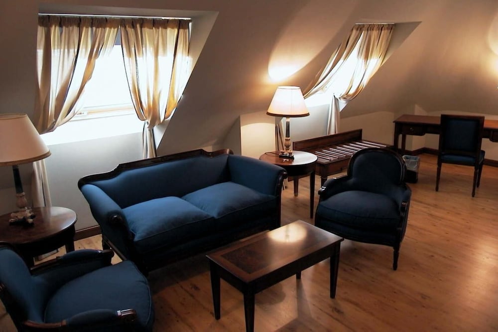 Hotel Santiago 35/52