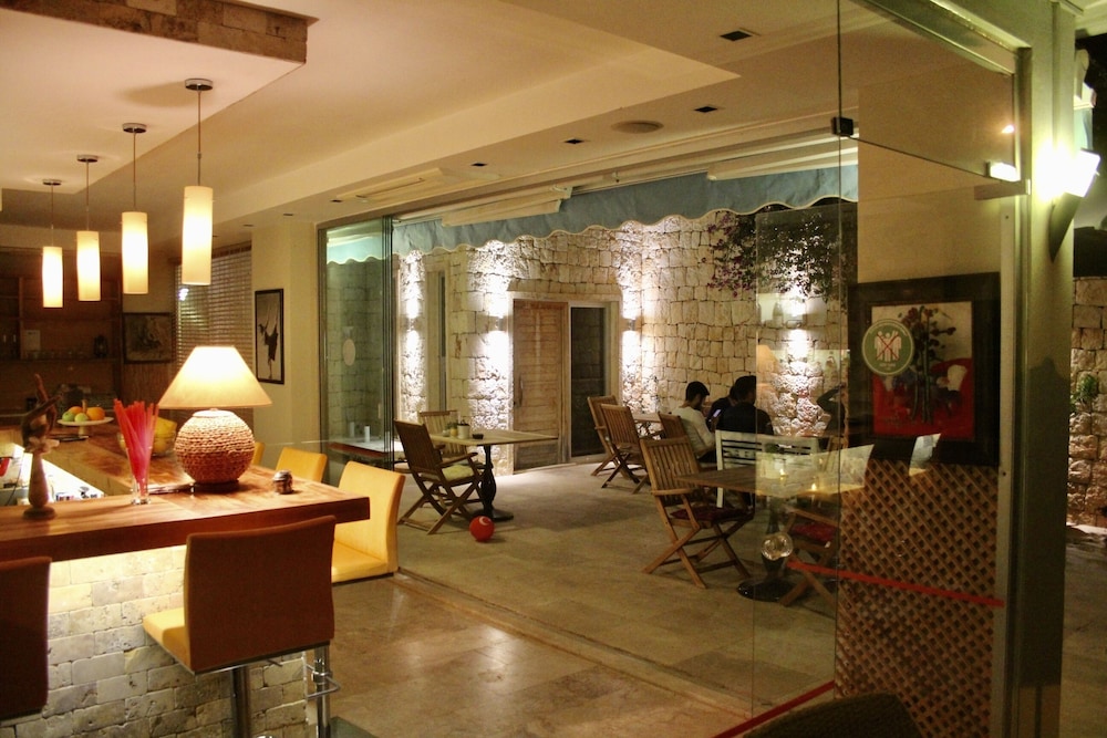 Saylam Suites 37/66