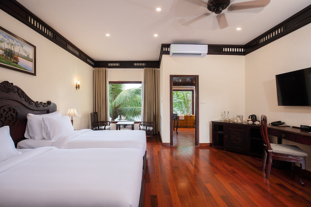 Emeralda Resort Tam Coc 6/22