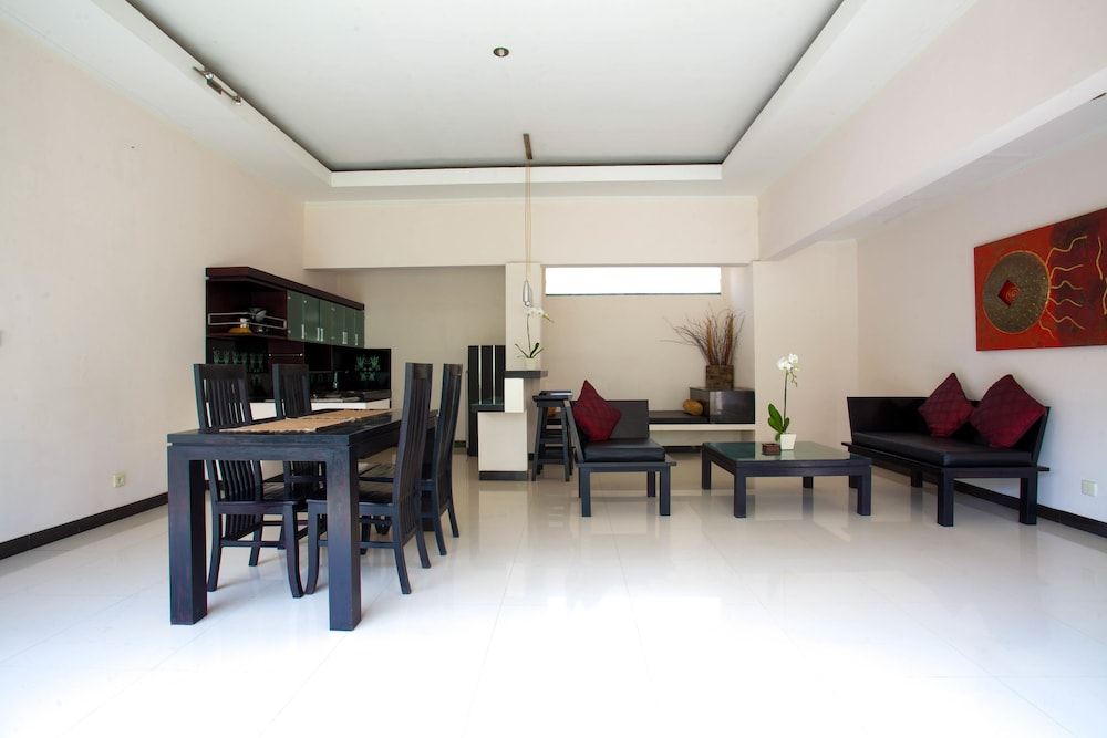 THE RISHI VILLA UMALAS 35/54