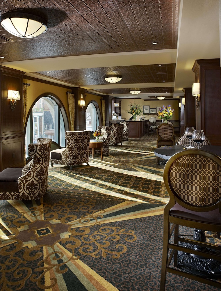 Hotel Julien Dubuque 41/74