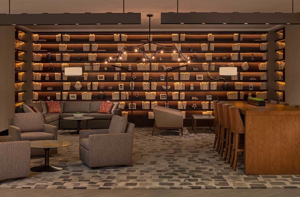 Hyatt Regency Cincinnati 32/66