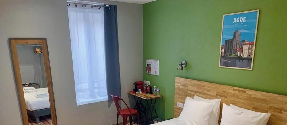 Logis Hotel Yseria - Historical Center 27/58