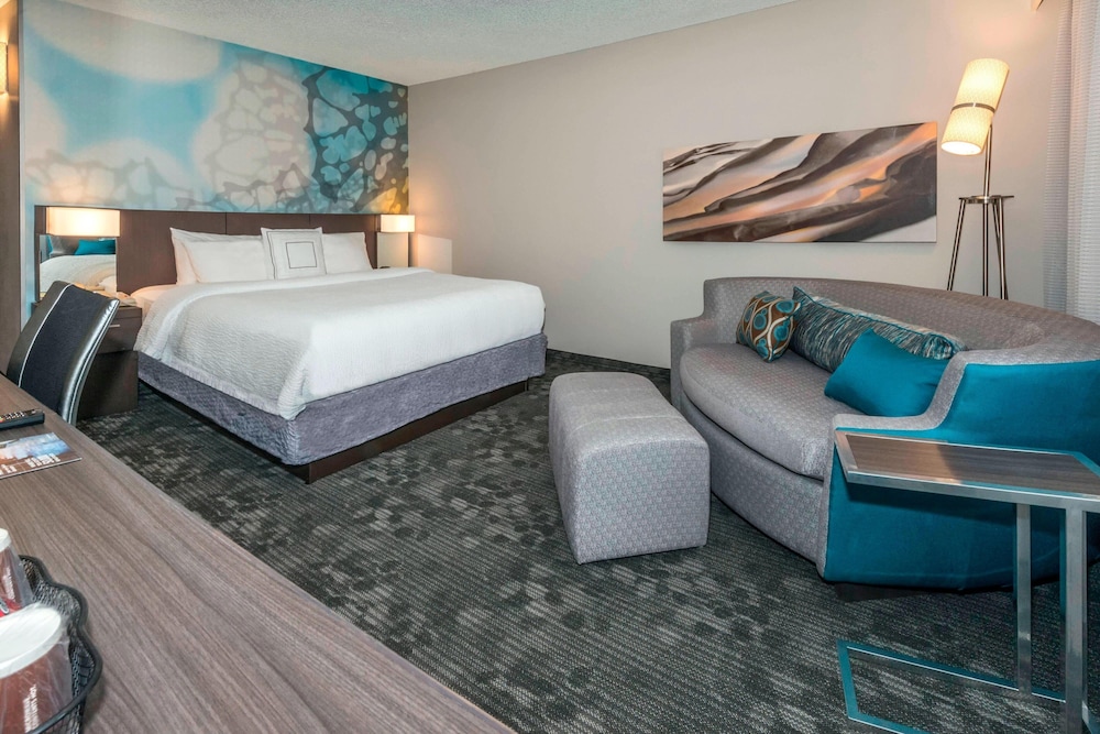 Courtyard By Marriott Lakeland 19/50