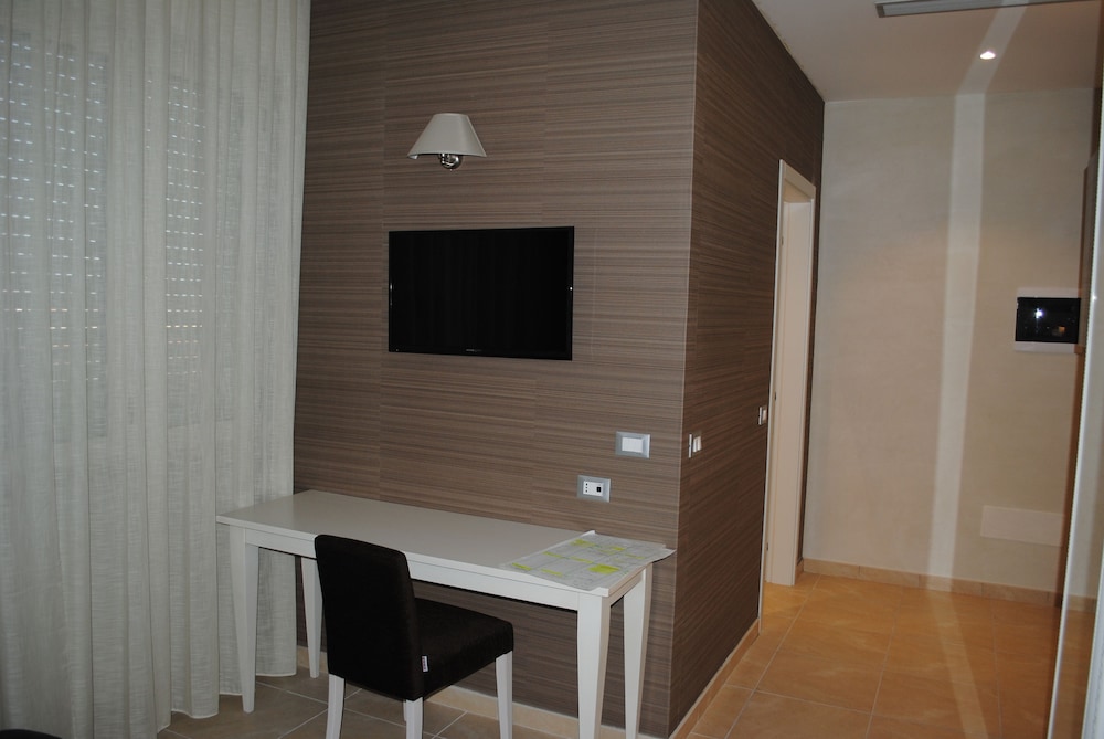 Hotel Fini 69/77