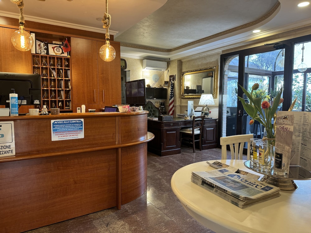 Euro House Inn Airport Hotel Residence 10/72