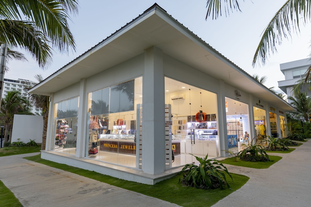 Swandor Resort Cam Ranh in CAM LAM
