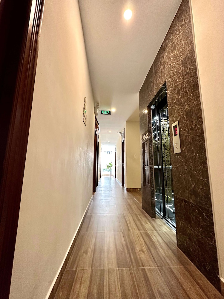 Nam Xuan Premium Hotel 6/68