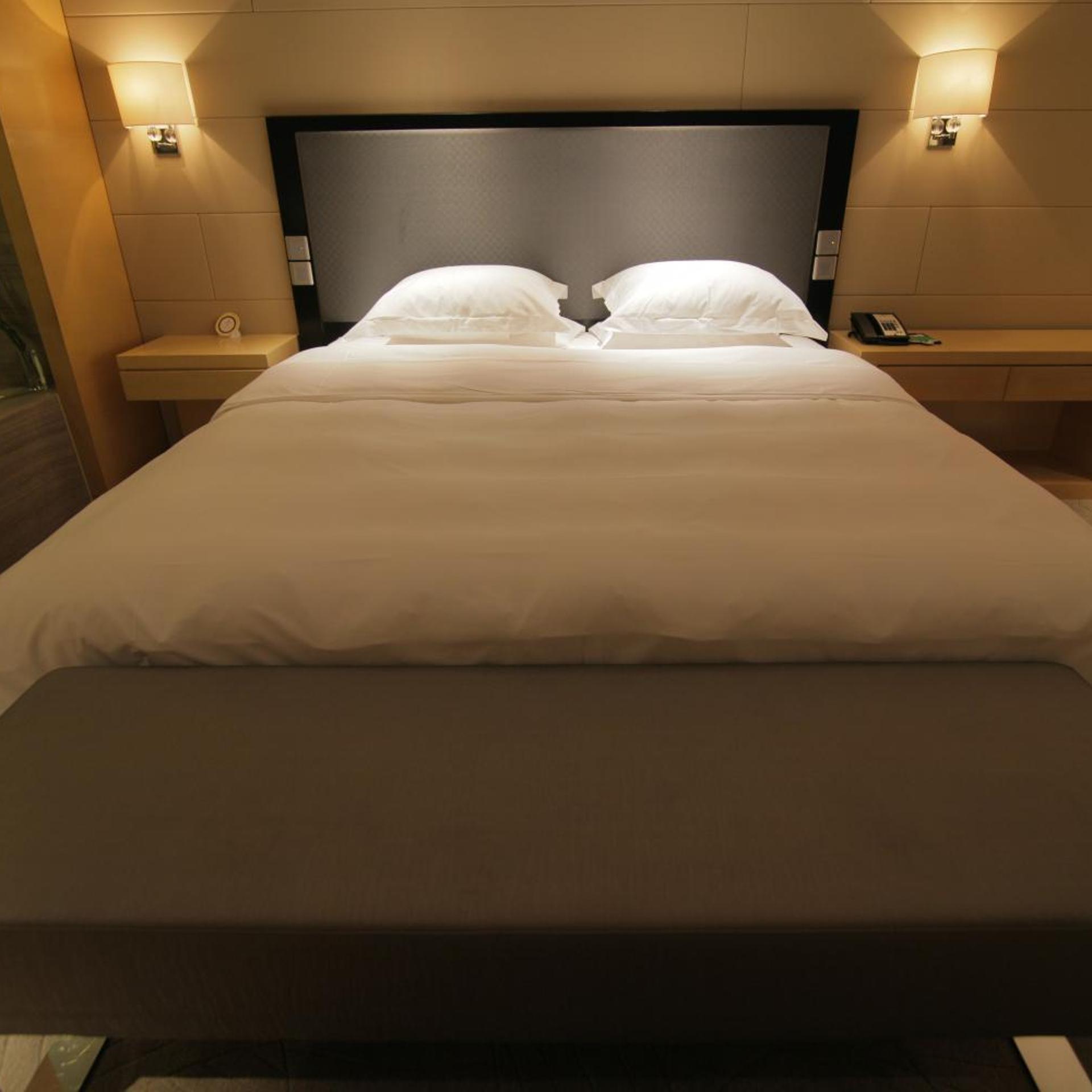 Huangyan Yaoda Hotel 16/32