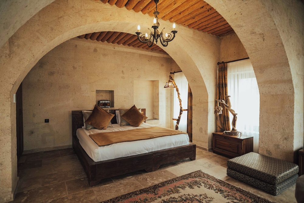 Hu of Cappadocia 11/50