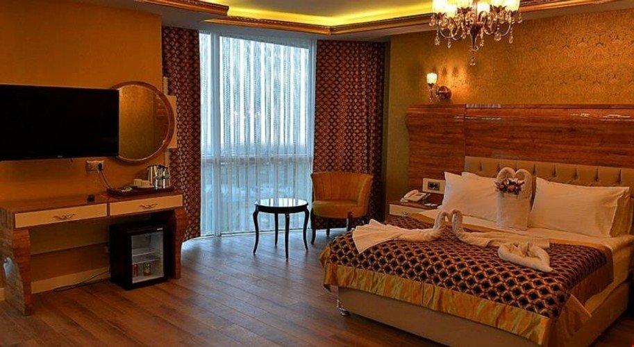 Enliva Hotel 4/10
