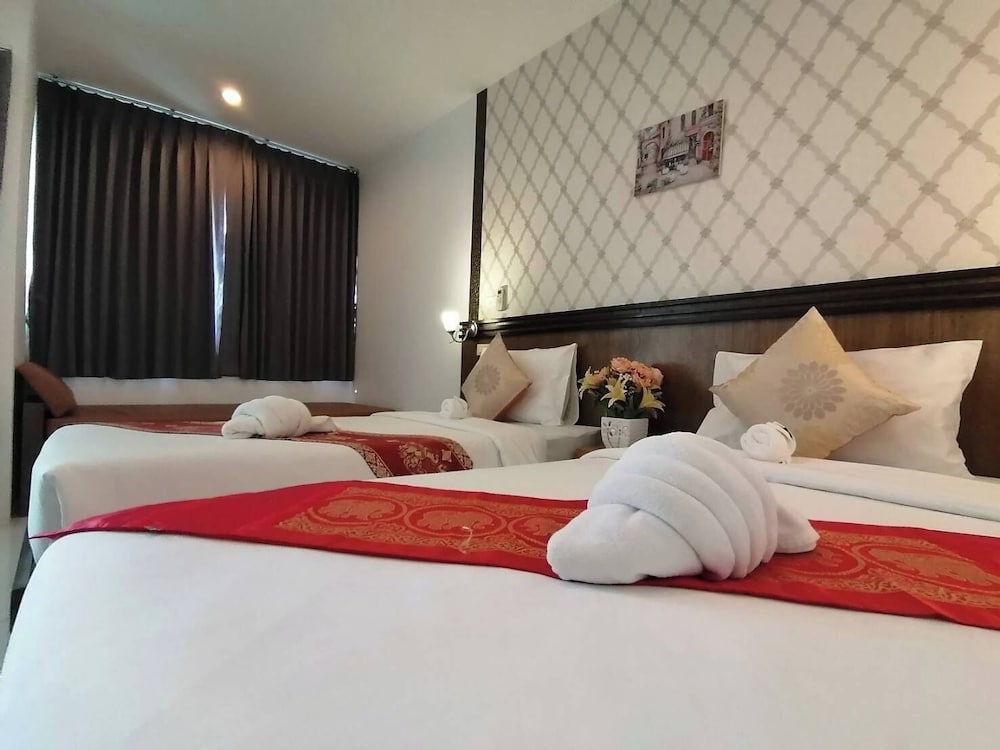 NJ PATONG HOTEL 19/53