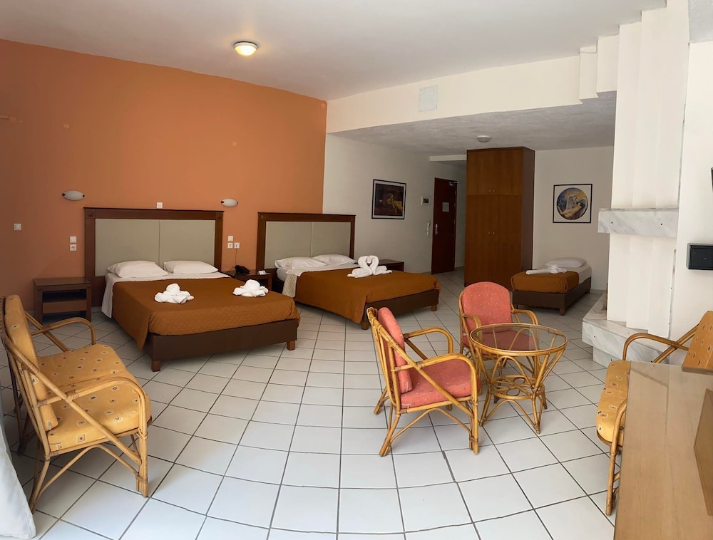 Agrabella Hotel Adults Only 65/71