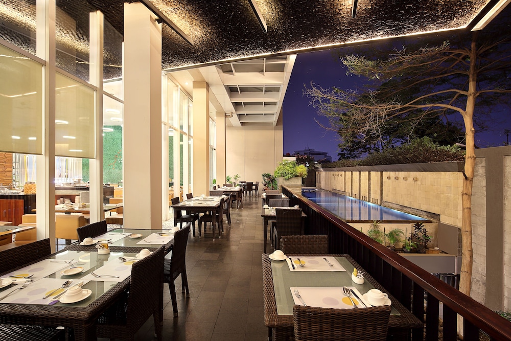 NOVOTEL BANDUNG 56/73