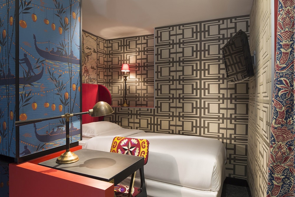 Hotel Du Continent 23/65