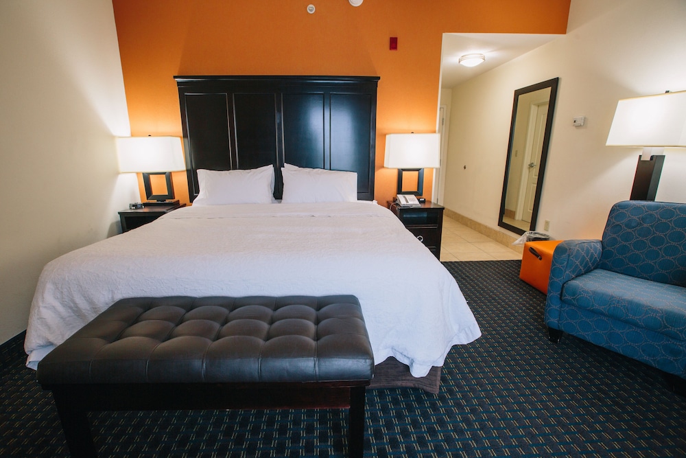 Hampton Inn Suites Effingham 21/63