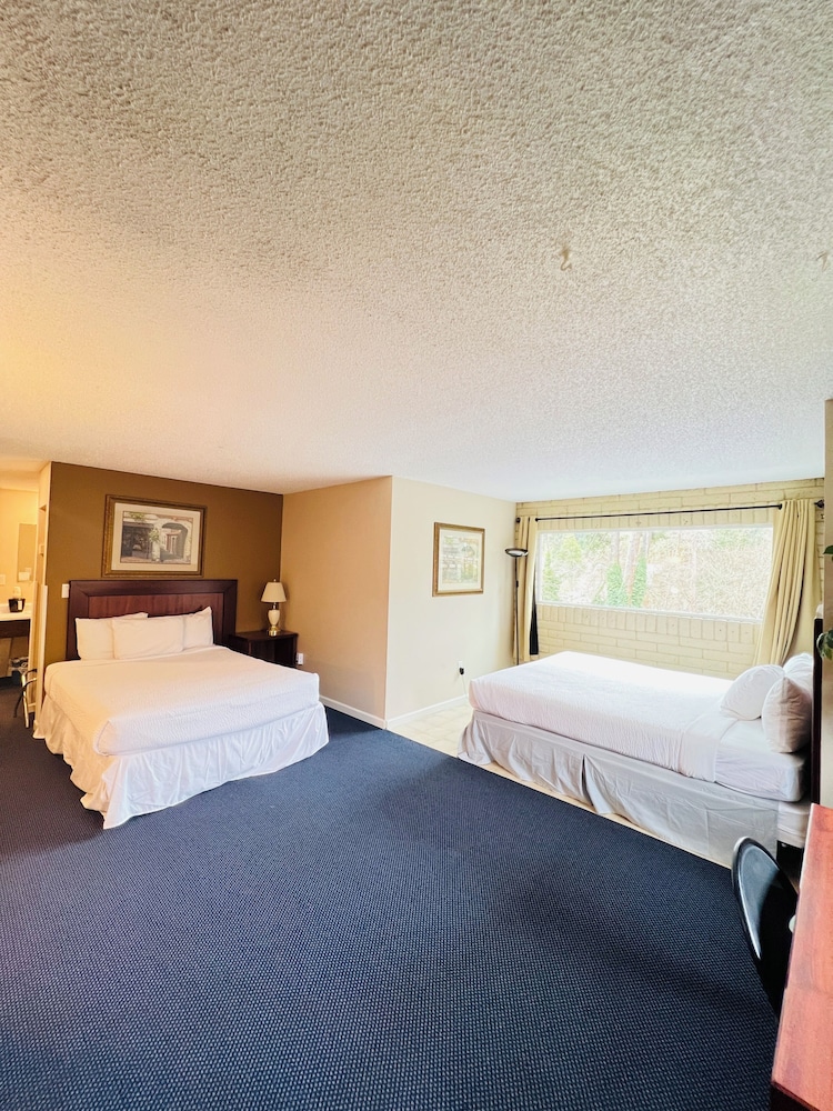 Travelodge by Wyndham Canyonville 14/45