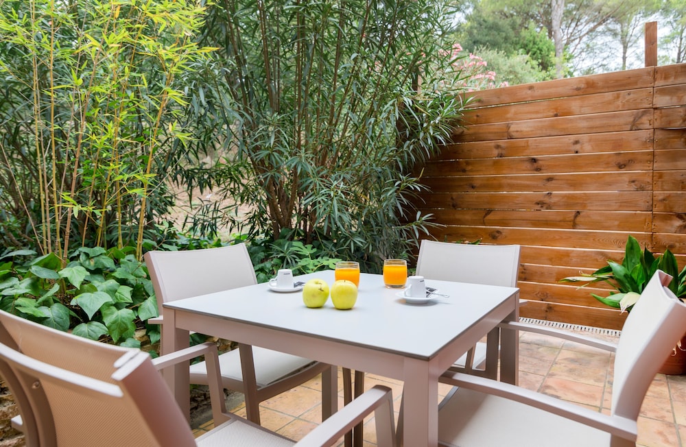 Hotel Restaurant Spa Mas Ses Vinyes 27/50