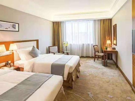 Hollywood, Twin Beds