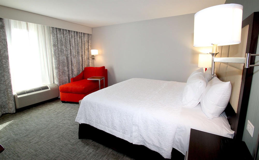 Hampton Inn Suffolk 28/53