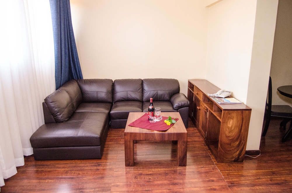 Nile Village Hotel 18/40