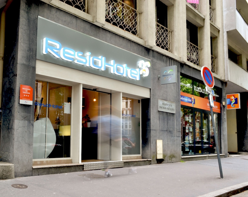 RESIDHOTEL LILLE VAUBAN(FORMERLY COSY S LILLE VAUBAN APARTHOTEL) 2/70