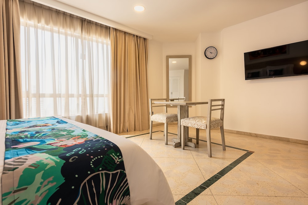 Hotel Regatta Cartagena 37/50