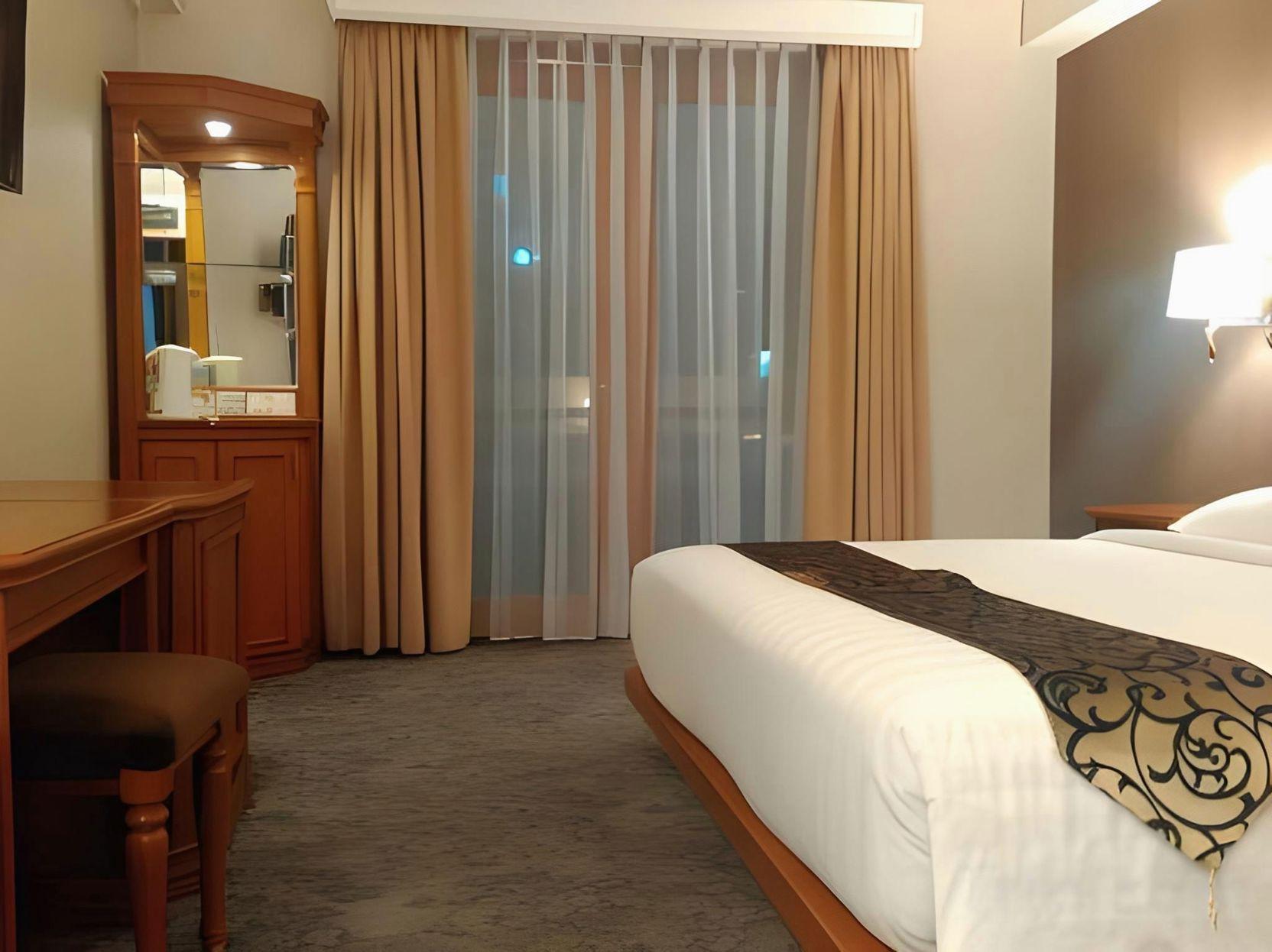 Royal Denai Hotel 7/20