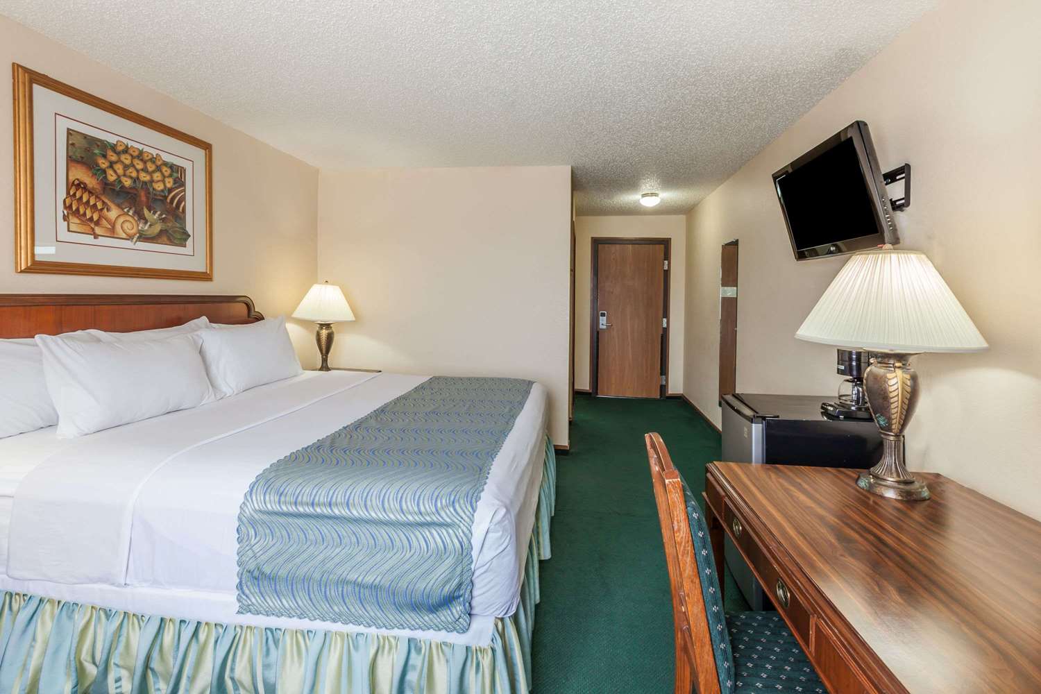 Super 8 By Wyndham Irving Dfd Airport South 7/22
