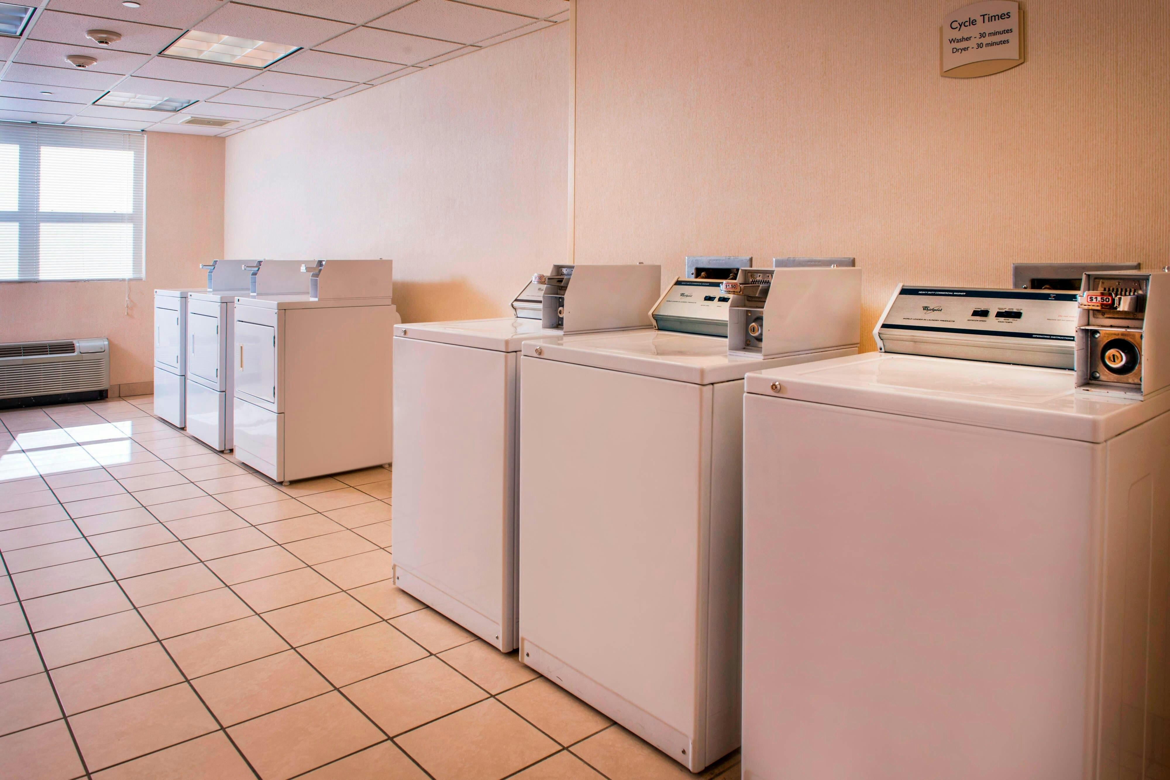 Fairfield Inn Suites By Marriott Williamsburg 42/44