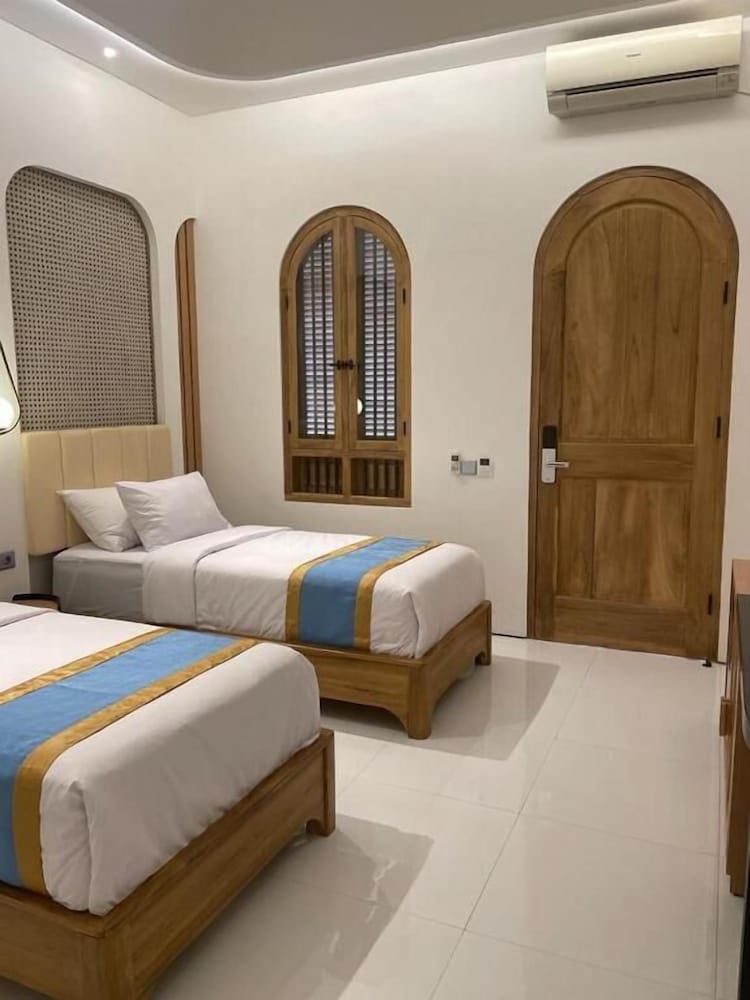 Hotel Besar Purwokerto 24/50