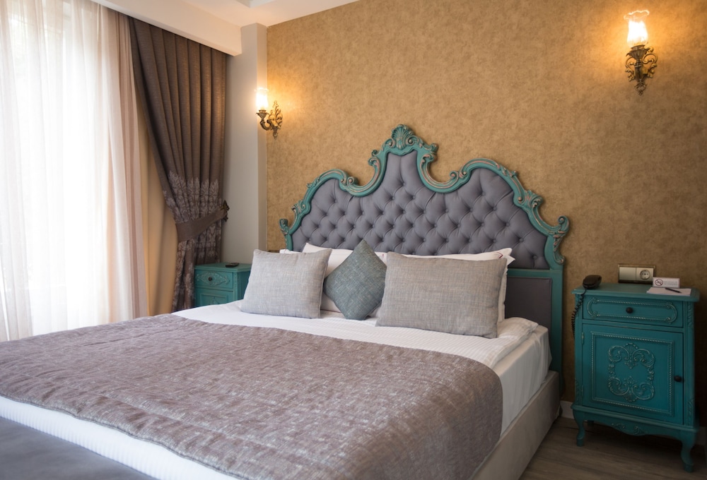 Idylle Hotel 25/74