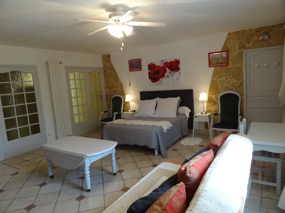 Locations Des Alpilles 8/50