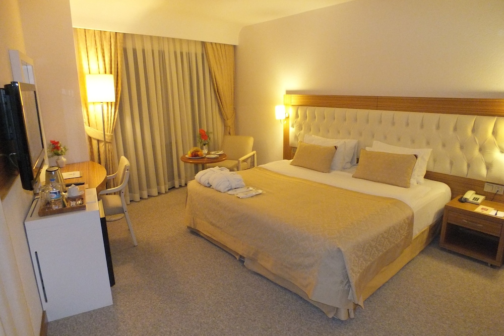 COMFORT, DOUBLE BED