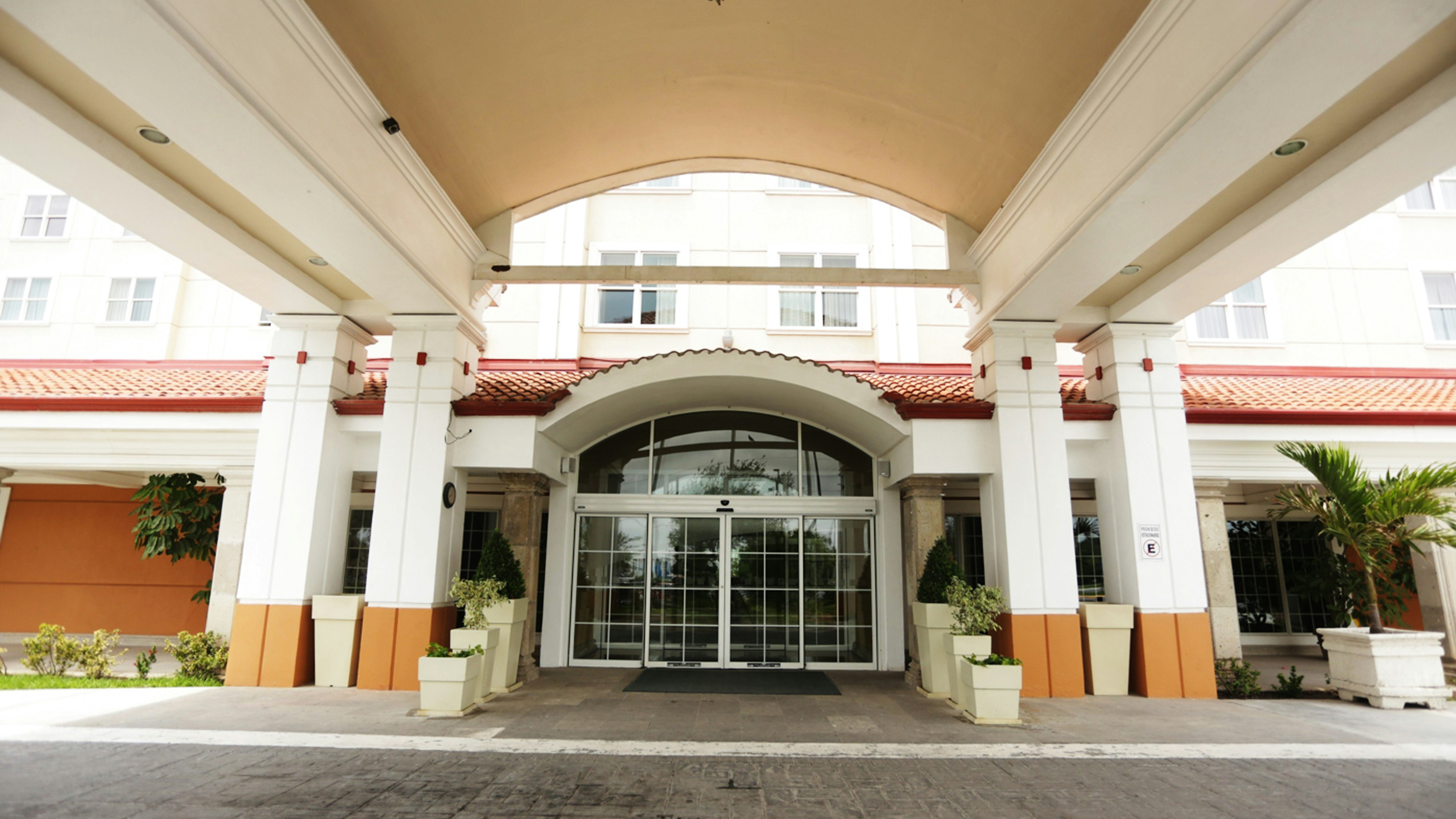 Holiday Inn Matamoros 3/22