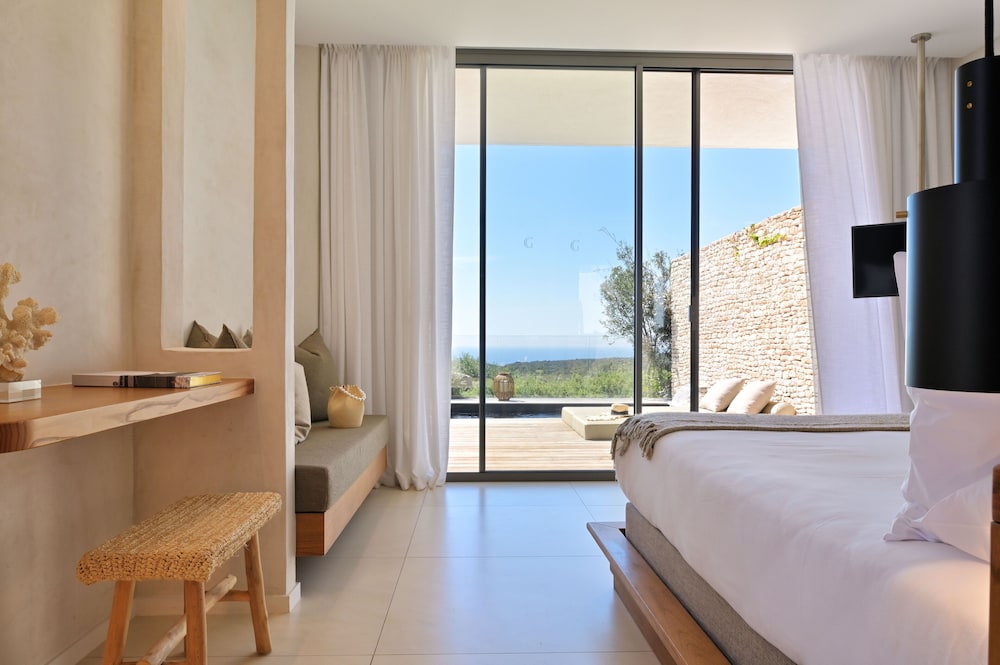 Hotel Cala Di Greco 8/50