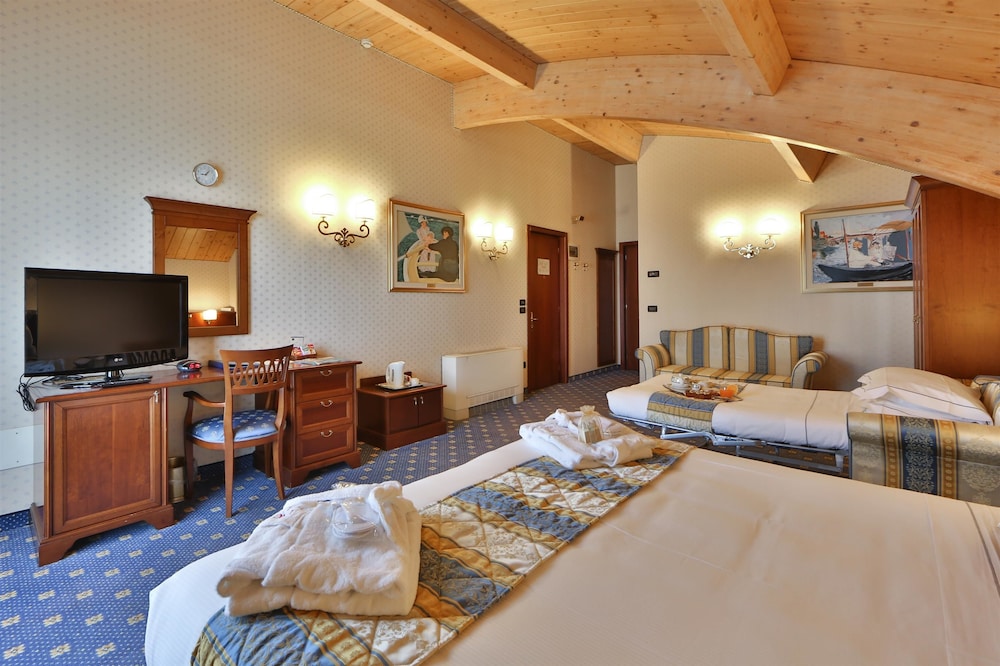 Best Western Classic Hotel 33/58