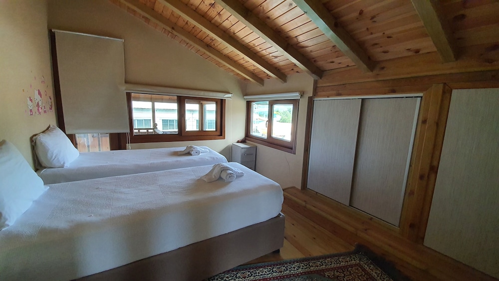 Villa, 2 Double and Twin Beds