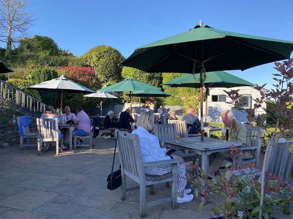 The Globe Inn 41/46
