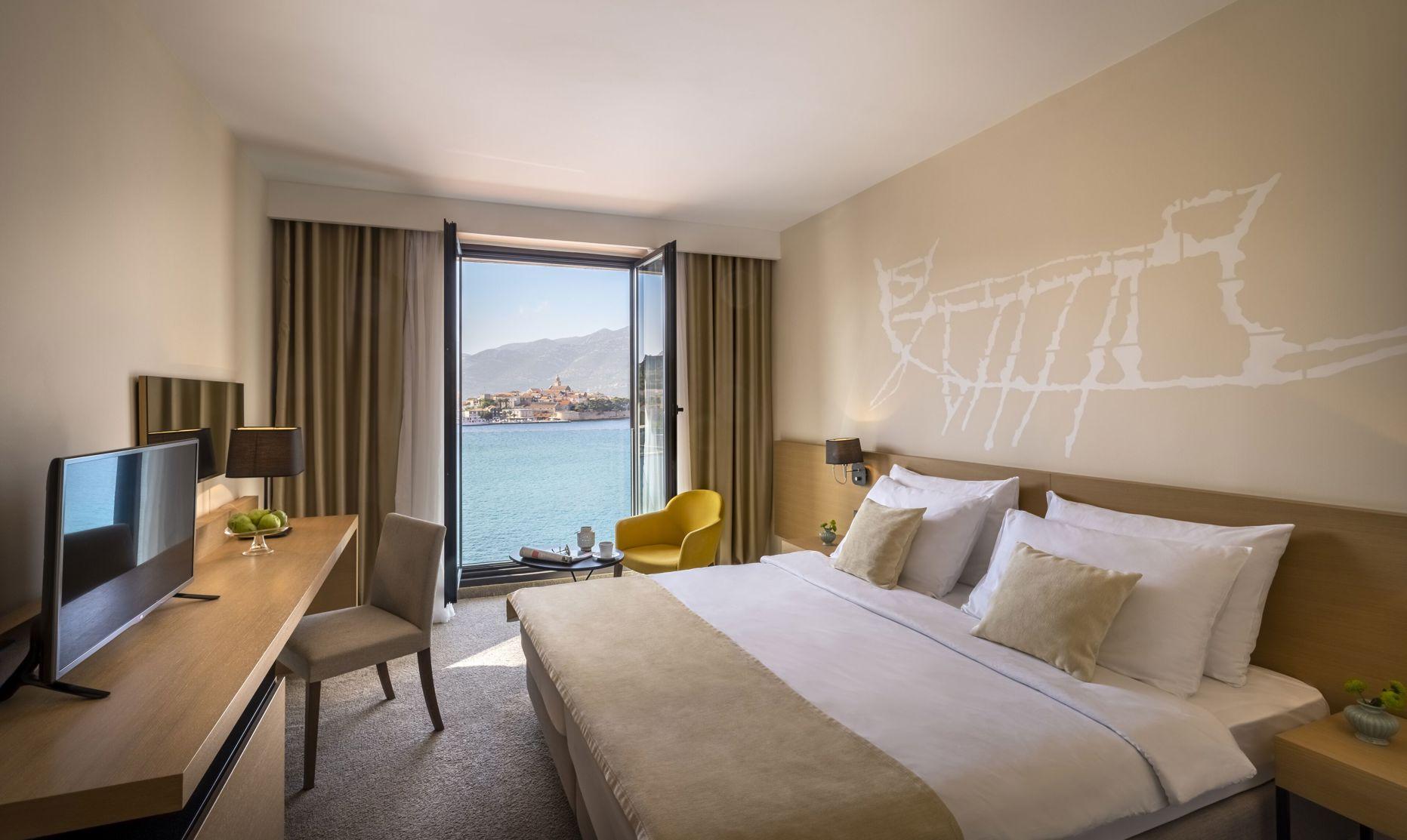 Superior, Twin Beds, Sea Side, Balcony