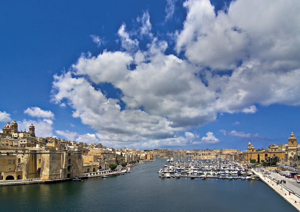 Spinola Bay Apartment 20/40