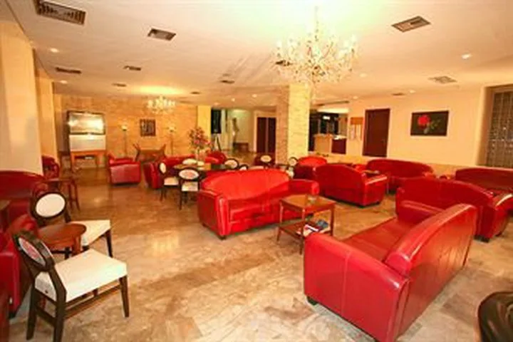 ROSELANDS HOTEL BUNGALOWS 13/43