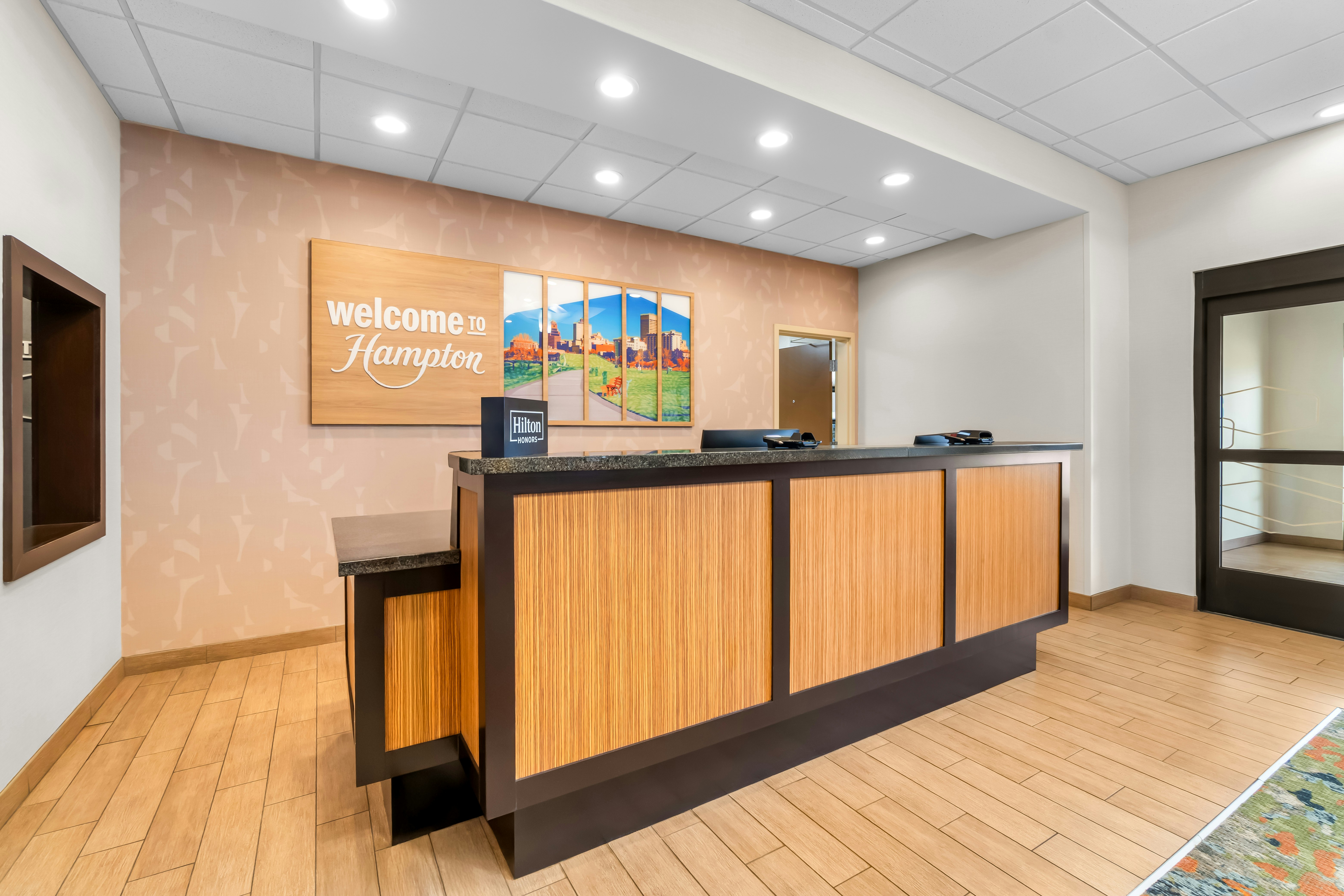 Hampton Inn Marion, AR 4/36